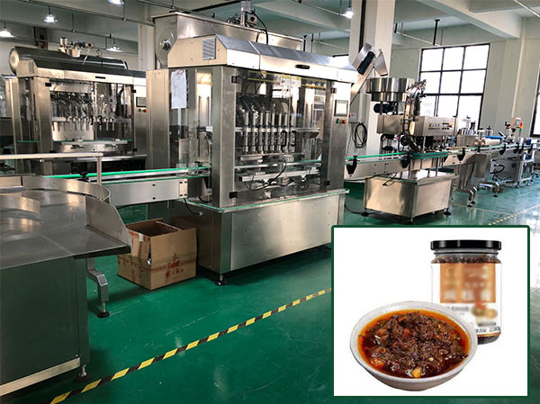 瓶裝香菇醬灌裝機生產(chǎn)線實拍圖